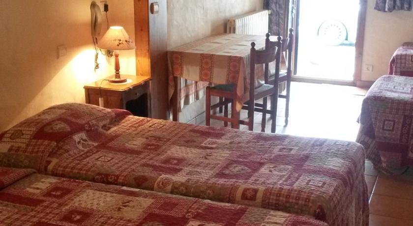 Hotel Les Bernards Praz-sur-Arly Bilik gambar
